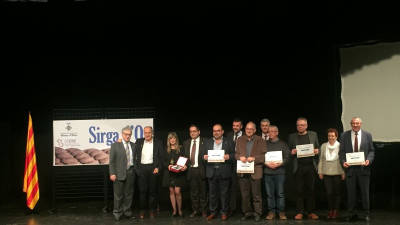 Els guardonats i els finalistes dels premis. Foto: Consell Comarcal de la Ribera d'Ebre