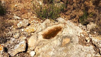 Cocó, estructura de pedra que serveix de dipòsit d’aigua. foto: Àngel Juanpere