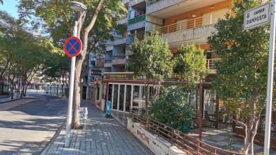 La agresión se produjo en la calle D’Amposta de Salou. Foto: Alfredo González