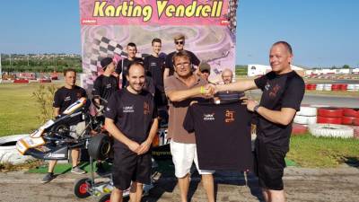 El equipo ha entrenado en el karting Vendrell.