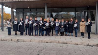 Huelga de letrados en la Subdelegación del Gobierno de Tarragona la pasada semana. Foto: DT