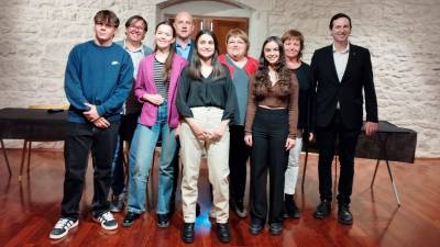 Els guanyadors de la IV Premis Petjades de relats curts de memòria històrica celebrats a les Terres de l’Ebre. Foto: cedida