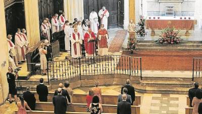 Un instant del Solemne Ofici Concelebrat, que va estar presidit per l’arquebisbe de Tarragona, Joan Planellas. Foto: Fabián Acidres