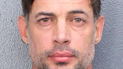 Imagen del actor William Levy tras ser detenido. Foto: EFE