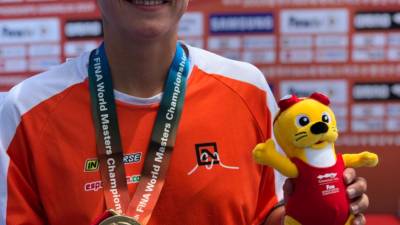 Sabina Mart&iacute;nez, con su medalla de oro. FOTO: Cedida