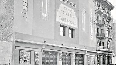 El Tarragona, a finales de los años 40 del siglo pasado. Cerró en 1989 y luego fue derribado. FOTO: Vallvé. Centre d’Imatges de Tarragona / L’Arxiu