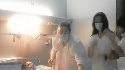 Este vídeo de TikTok tiene más de 60.000 reproducciones y se confirma que son trabajadoras del hospital.