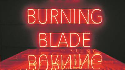 'The Burning Blade' (2018) es una de las últimas producciones del artista Marcel Pey. Foto: Alfredo González