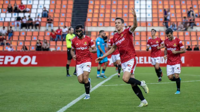 Guillermo Fernández celebra un gol en el Nou Estadi. Foto: Nàstic