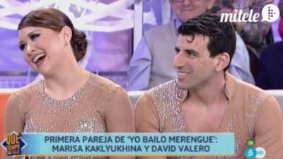 Captura de pantalla de un momento posterior al baile de Marisa y David en el programa Qué tiempo tan feliz