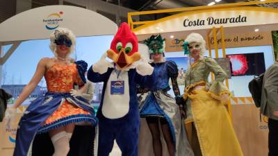 Imagen promocional de PortAventura en Fitur de 2023, en Madrid, donde se anunciaba el estreno de la campaña por Carnaval. Foto: I. Alcalá