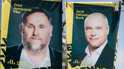 Los carteles de Oriol Junqueras y Jordi Salvador. Foto: Àngel Ullate
