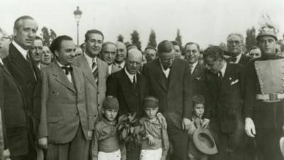 Los Nens del Vendrell visitaron a Pau Casals en su exilio.