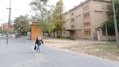 El gobierno municipal apuesta por el uso educativo y cultural en la futura Tabacalera. Foto: Pere Ferré