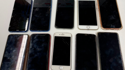 Diez de los once móviles robados. Foto: Mossos d’Esquadra