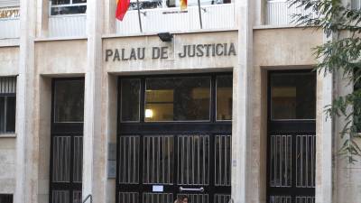Entrada del Palau de Justícia de Tarragona. Foto: Pere Ferré/DT