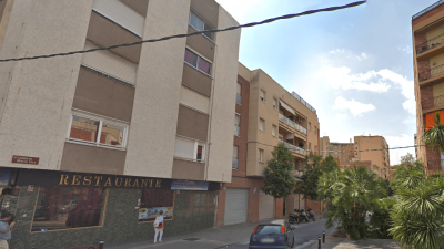 El incidente ocurrió en la calle Marià Vila, de Reus. FOTO: Google