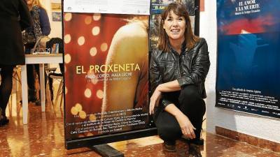 Mabel Lozano, antes de la proyección de ‘El Proxeneta’ en el Cinema Rambla d’Art. FOTO: Alba Mariné