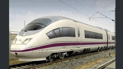 Renfe anunció el lunes la suspensión de 105 trenes de AVE y Larga Distancia de su oferta habitual