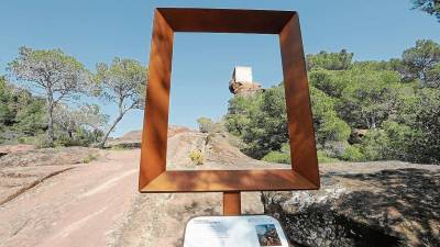 Punt de l’itinerari al voltant de Miró, on va pintar l’ermita de la Mare de Déu de la Roca. FOTO: Alba Mariné