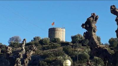 La estelada en la torre del Puig de El Vendrell.