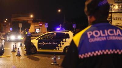 La Guàrdia Urbana de Reus interceptó el coche de los manteros en la calle Pau Gargallo. FOTO: DT