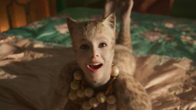 Francesca Hayward es la gran protagonista del musical ‘Cats’.foto:universal pictures