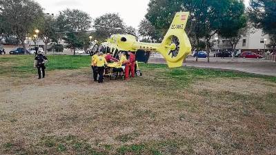 La víctima, con pronóstico crítico, fue evacuado en helicóptero del SEM hasta Barcelona. FOTO: CEDIDA