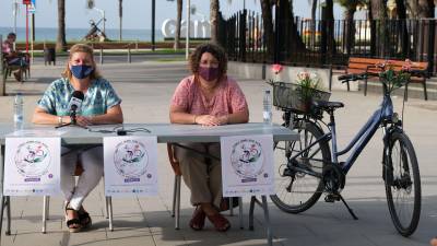 La concejala de Turismo, Marta Borràs, y la impulsora del evento en Cambrils, Laura Moreno. FOTO: Aj. Cambrils
