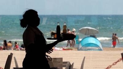 El paro bajó un 8% en el mes de julio en Tarragona. Foto: EFE