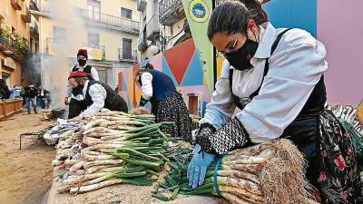 El tret de sortida oficial a la temporada es va donar al gener amb la Gran Festa de la Calçotada. FOTO: A.G.