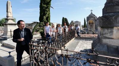 El camposanto de Tarragona permite conocer la historia de Rosa Venas de Lloberas. FOTO: PERE FERRÉ