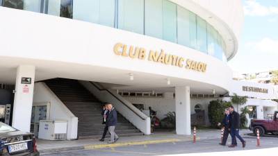 Exterior del edificio del Club Nàutic Salou, la concesión del cual ha conseguido una prórroga de hasta cinco años. FOTO: Alba Mariné