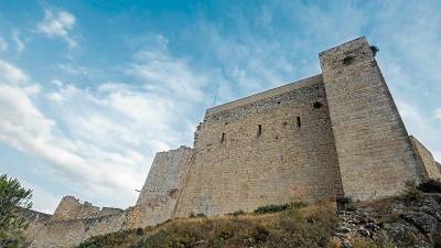 El castillo de Miravet, en la Ribera d’Ebre. FOTO: Joan Revillas