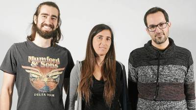 Desde la izquierda, Julià Navarrete, María Martínez y Martín Garrido, tres de los socios fundadores de eAgora. Fotos: Fabián Acidres