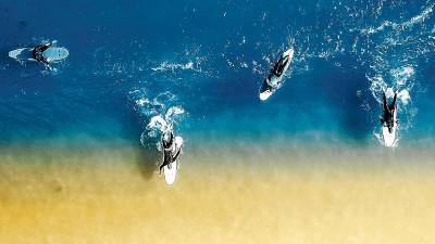 El surf y sus variantes, protagonistas del verano.