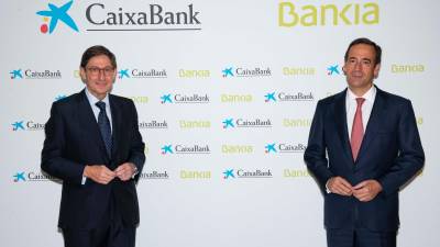 El grupo será el primer banco de España, con más de 664.000 millones en activos y más de 20 millones de clientes. Foto: EFE