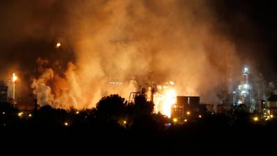 Imagen tomada desde Bonavista del incendio en el tanque de óxido de etileno. Foto: P.F.