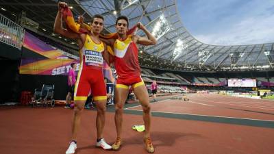 Gerard Descarrega y Marcos Blanquiño, tras proclamarse campeón del mundo en 2017 en Londres. FOTO: COMITÉ PARALÍMPICO ESPAÑOL