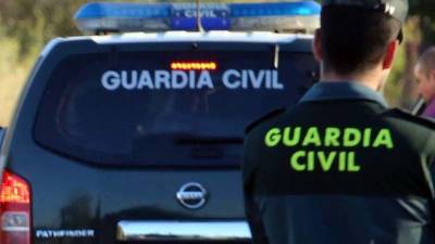 La Guardia Civil ha detenido a los seis, de entre 27 y 65 años. FOTO: Cedida