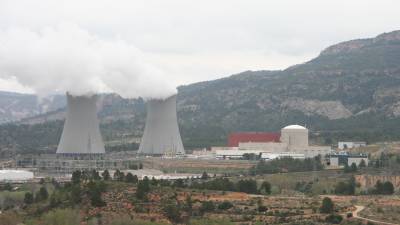 La central nuclear de Garoña tancarà definitivament. Foto: Wikimedia