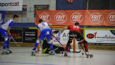 Un instante del partido disputado ayer. FOTO: FC PATINATGE