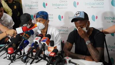 Imagen de la rueda de prensa en la que el equipo médico ha anunciado el fallecimiento de Freddy Rincón. Foto: EFE
