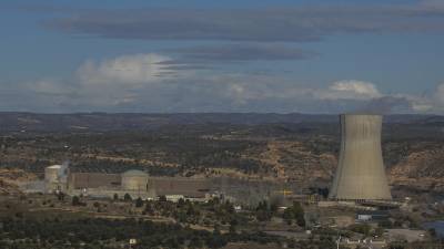 Panoràmica de la central nuclear d’Ascó, a tocar del riu Ebre a la comarca de la Ribera d’Ebre. foto:joan Revillas