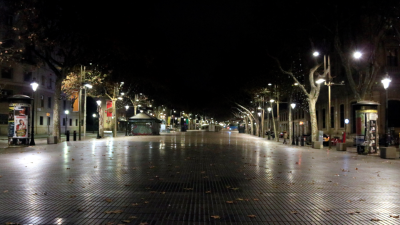 La Rambla de Santa Mònica de Barcelona, a la una de la mañana. FOTO: ACN