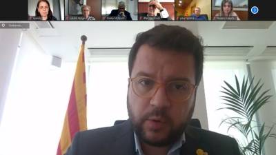 Pere Arago-nès, vicepre-sident de la Generalitat, ayer en un webinar con los presiden-tes de las cámaras de Tarragona, Reus y Valls. FOTO: CEDIDA