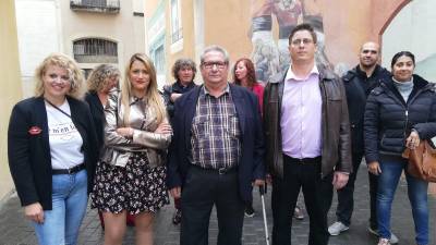 Joan Carrasco, con los miembros de la lista de Somi.