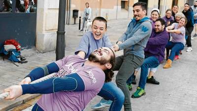 La Colla Jove Xiquets de Tarragona va organitzar el VII Concurs d’Estirada de Corda. FOTO: fabián acidres