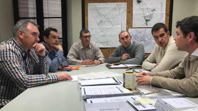 Reunió mantinguda aquest matí a l'Ajuntament de Vinyols.