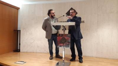Daniel Recasens, concejal de Educació de l'Ajuntament de Reus (izquierda) y Jean-Marc Segarra, director de los Serveis Territorials d'Ensenyament de la Generalitat en Tarragona. FOTO: DT